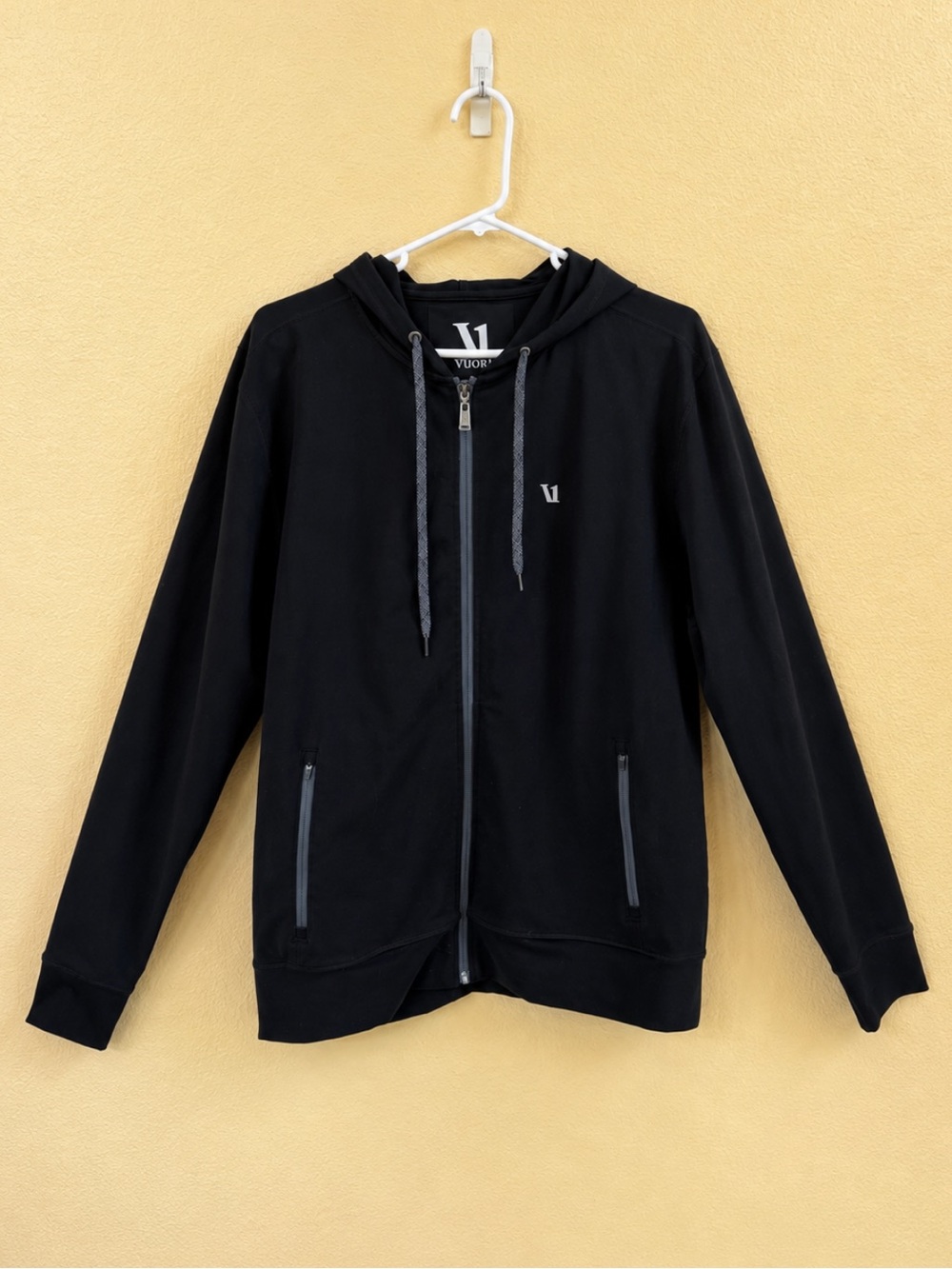 Vuori Jackson Performance Full Zip Hoodie V213 Black Men’s Medium EUC! - Picture 4 of 7